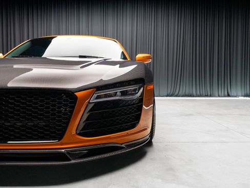 Used 2014 Audi R8 V8 w/ Ceramic Brake Package image 25