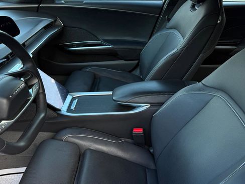 Used 2024 Lucid Air Touring image 27