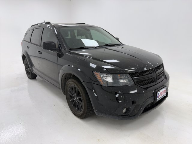 Used 2019 Dodge Journey SE FWD image 2