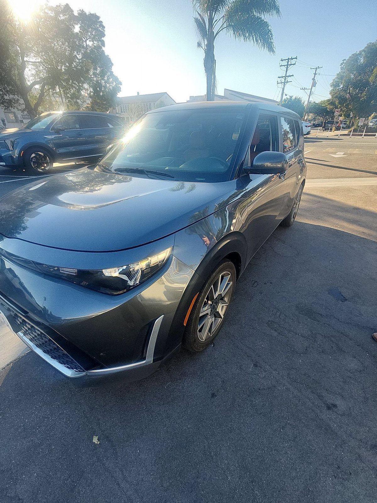 Used 2024 Kia Soul EX w/ Option Group 015 FWD image 1