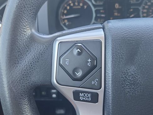 Used 2018 Toyota Tundra SR5 w/ SR5 Upgrade Package RWD image 16