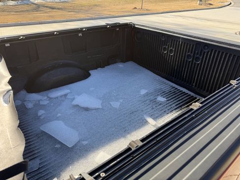 Used 2012 Ford F150 XLT w/ XLT Chrome Pkg image 15