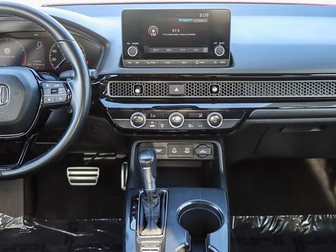 Used 2025 Honda Civic Sport image 15