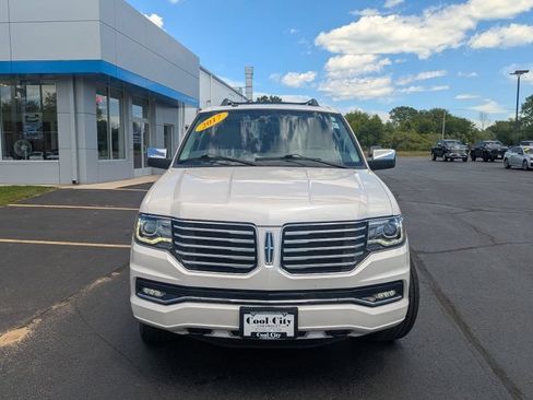 Used 2017 Lincoln Navigator L Select AWD/4WD image 2
