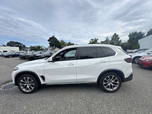 Used 2025 BMW X5 xDrive40i w/ Premium Package AWD/4WD image 5