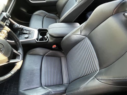 Used 2019 Toyota RAV4 XSE image 16