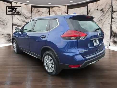 Used 2018 Nissan Rogue S AWD/4WD image 7