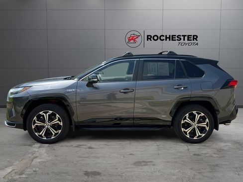 Certified 2022 Toyota RAV4 XSE w/ Weather Package AWD/4WD image 2