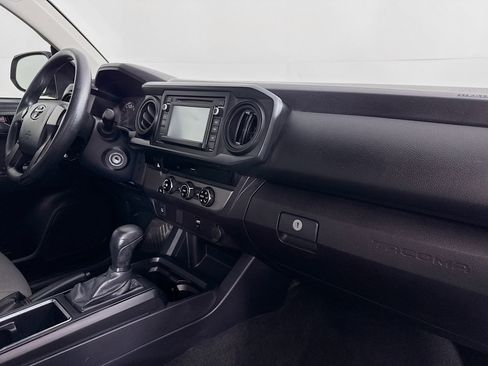 Used 2017 Toyota Tacoma SR image 25