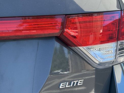Used 2014 Honda Odyssey Touring Elite image 28