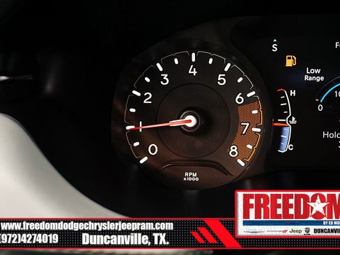 Certified 2025 Jeep Compass Limited image 29