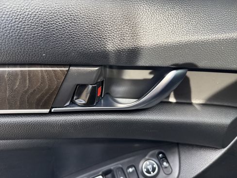 Certified 2018 Honda Accord EX image 17