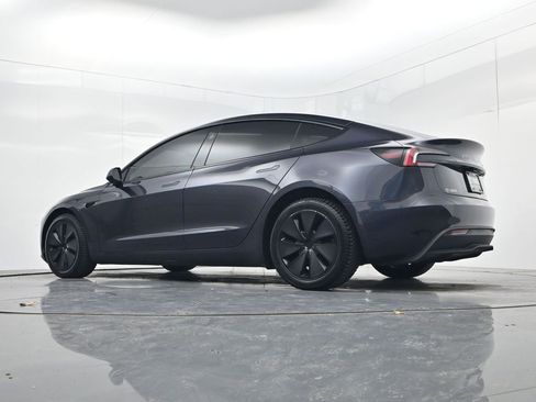 Used 2025 Tesla Model 3 Long Range image 46