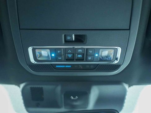 Used 2025 Ford F150 Lariat w/ Equipment Group 502A High AWD/4WD image 38