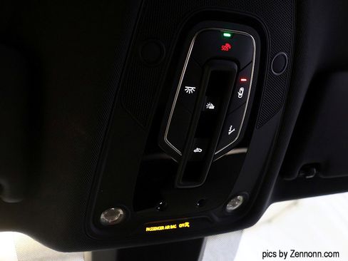 Used 2021 Audi Q5 e Premium Plus w/ Premium Plus Package image 27