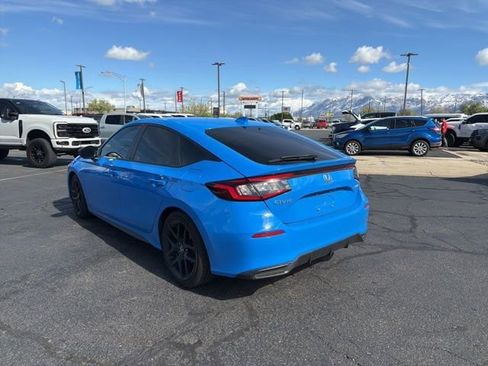 Used 2023 Honda Civic Sport image 10