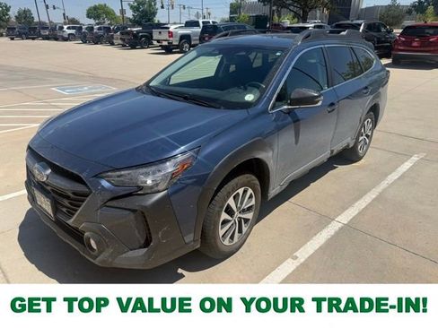 Used 2024 Subaru Outback Premium AWD/4WD image 1