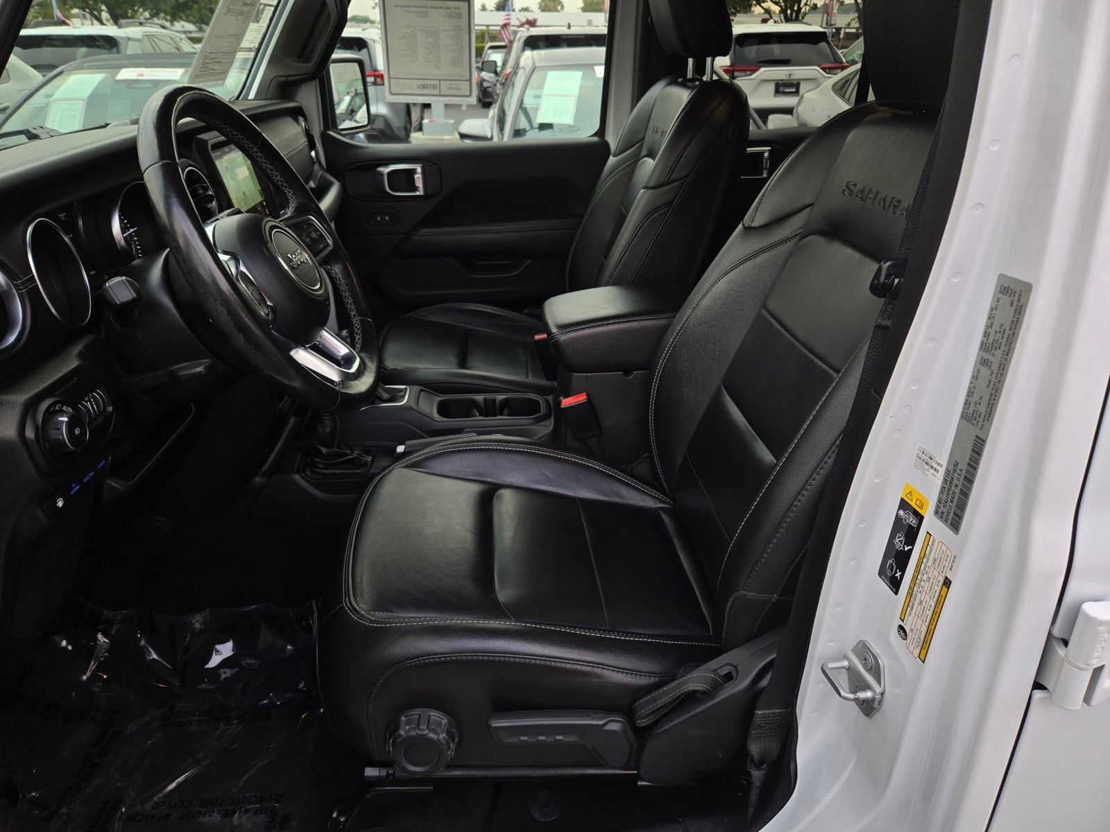 Used 2021 Jeep Wrangler Unlimited Sahara w/ Cold Weather Group AWD/4WD image 16