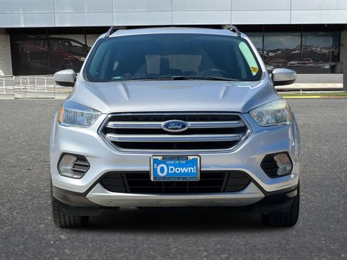 Used 2018 Ford Escape SE FWD image 11