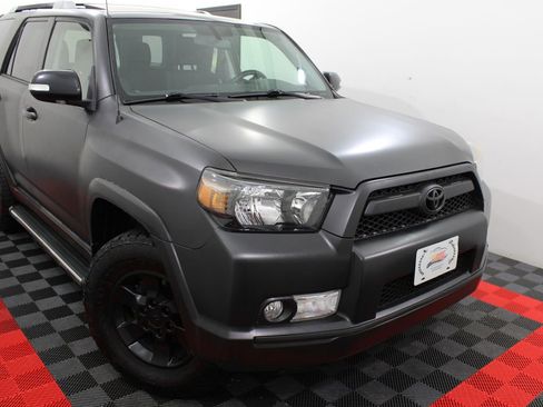 Used 2011 Toyota 4Runner SR5 image 1