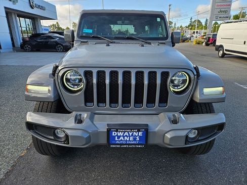 Used 2022 Jeep Wrangler Unlimited Sahara image 13