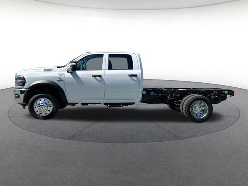 New 2026 RAM 5500 Tradesman AWD/4WD image 2