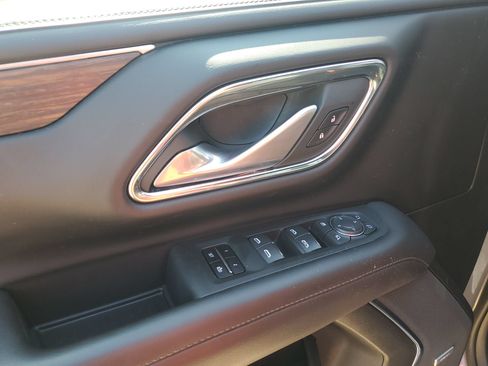 Used 2022 Chevrolet Tahoe High Country AWD/4WD image 30
