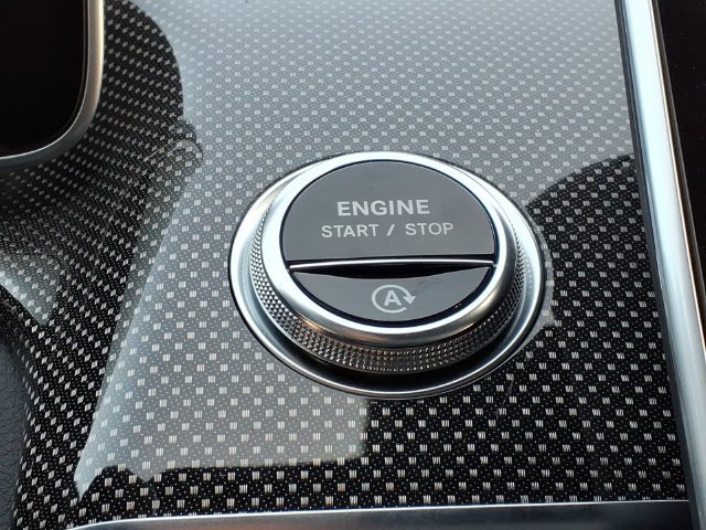 Certified 2023 Mercedes-Benz S 500 4MATIC image 25