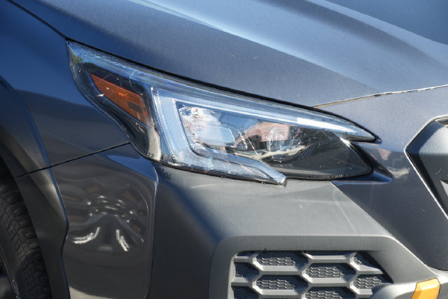 Used 2025 Subaru Outback Wilderness AWD/4WD image 4