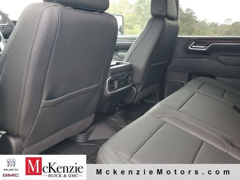 New 2026 GMC Sierra 3500 SLT w/ SLT Premium Package AWD/4WD image 22