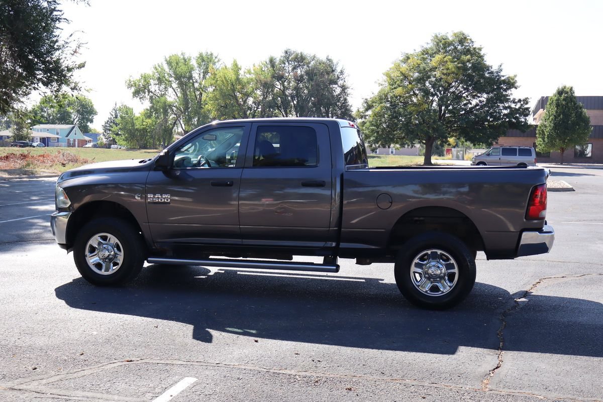 Used 2014 RAM 2500 Tradesman w/ Chrome Appearance Group AWD/4WD image 9