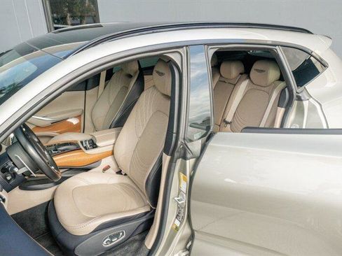 Used 2023 Aston Martin DBX 707 image 11