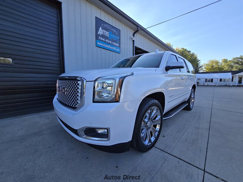 Used 2017 GMC Yukon Denali w/ Open Road Package AWD/4WD image 14