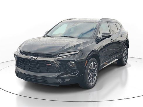 Certified 2024 Chevrolet Blazer RS image 2