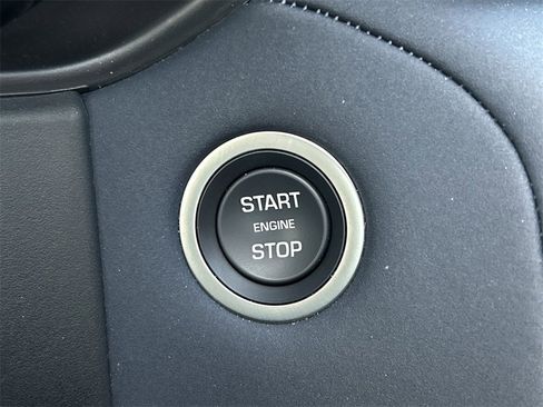 Used 2026 Land Rover Range Rover Velar S image 30