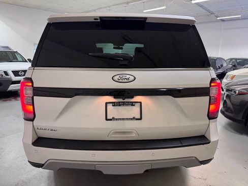 Used 2019 Ford Expedition Limited w/ Equipment Group 301A RWD image 4
