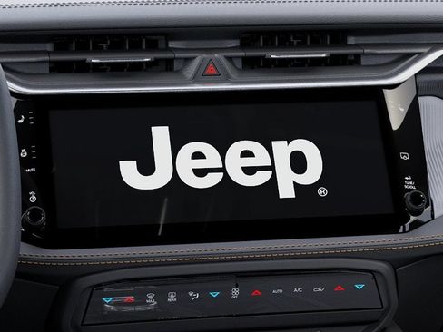 Certified 2026 Jeep Cherokee Limited AWD/4WD image 18
