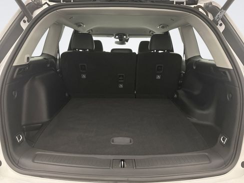 Used 2023 Jeep Grand Cherokee Limited image 20