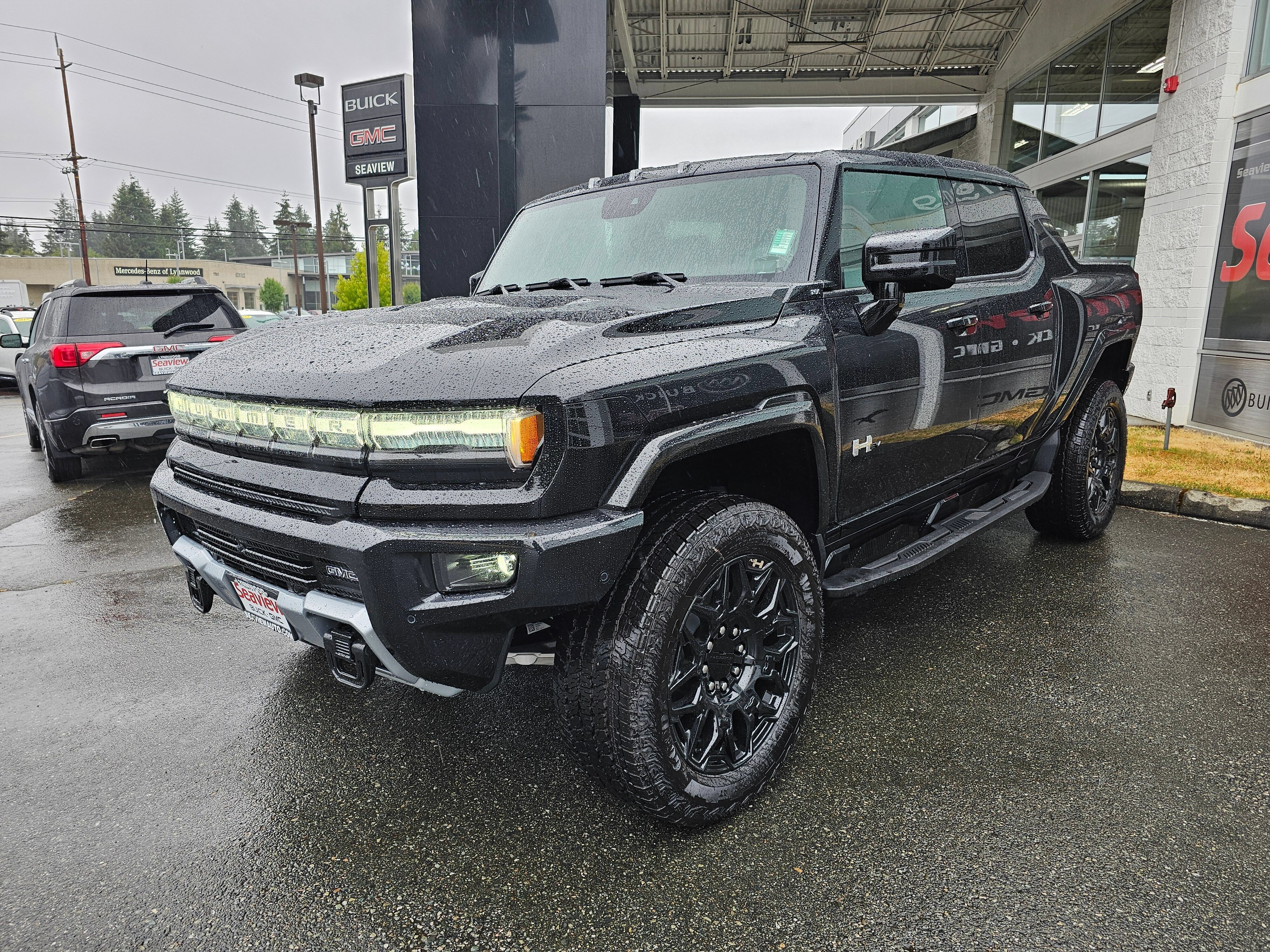 New 2024 GMC Hummer EV 2X AWD/4WD image 3