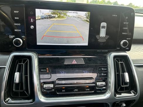 Certified 2023 Kia Sorento SX AWD/4WD image 25