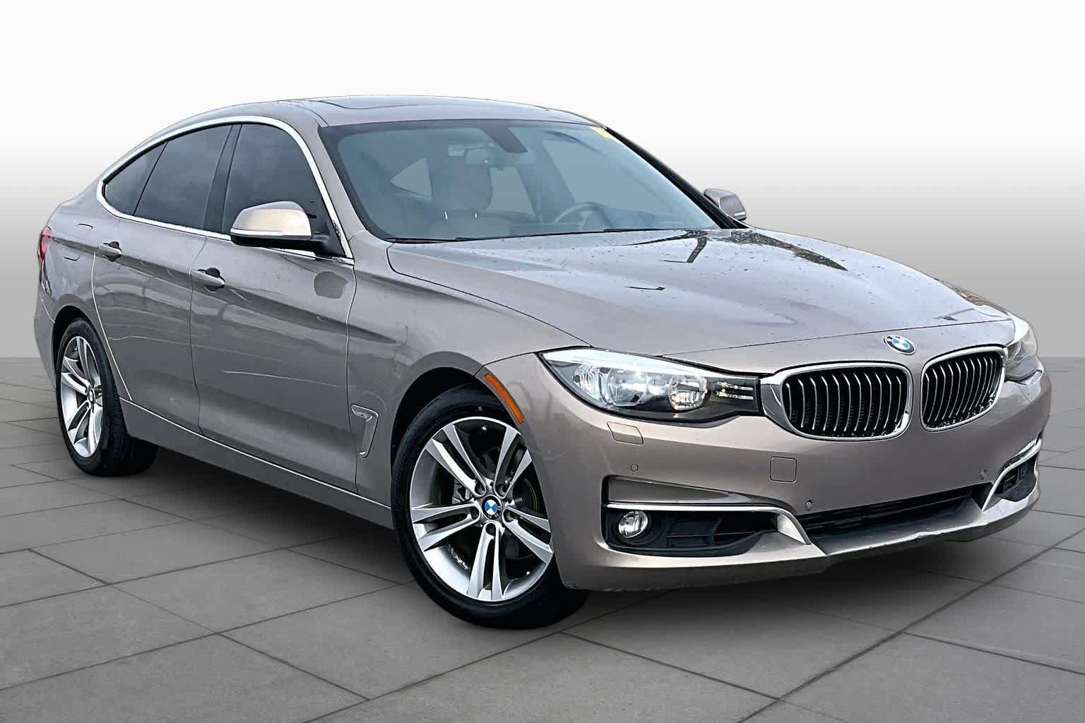 Used 2016 BMW 328i Gran Turismo xDrive AWD/4WD image 3