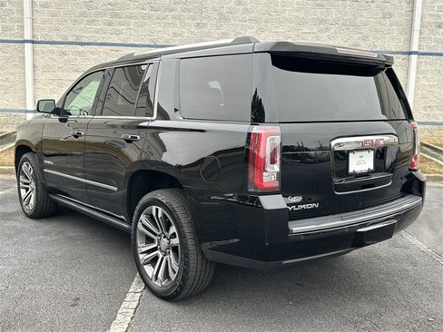 Used 2017 GMC Yukon Denali w/ Open Road Package image 5