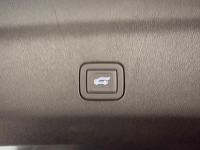 New 2026 GMC Yukon XL Denali w/ Sun & Power Step Package RWD image 9