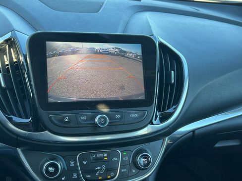 Used 2016 Chevrolet Volt Premier w/ Driver Confidence Package image 8