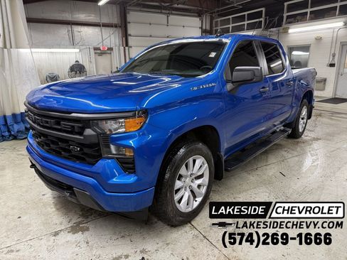 Used 2022 Chevrolet Silverado 1500 Custom image 1