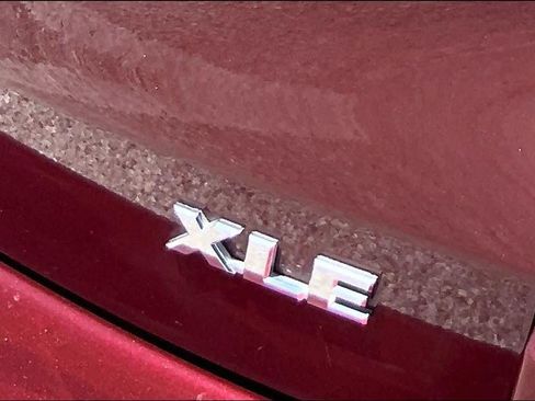 Used 2017 Toyota Highlander XLE FWD image 30