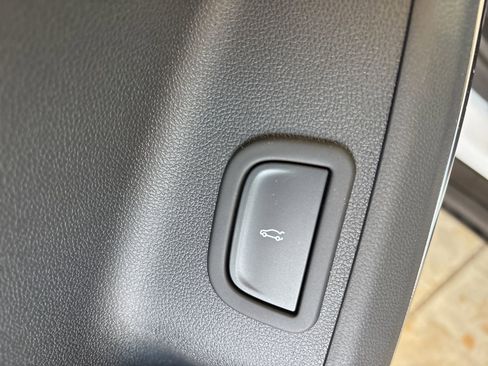 New 2026 Chevrolet Traverse High Country w/ LPO, Floor Liner Package FWD image 14