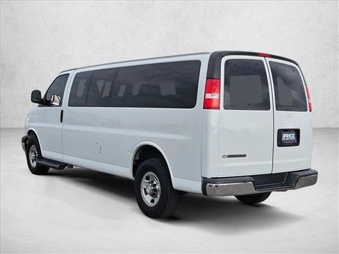 Used 2020 Chevrolet Express 3500 LT w/ LT Preferred Equipment Group image 8