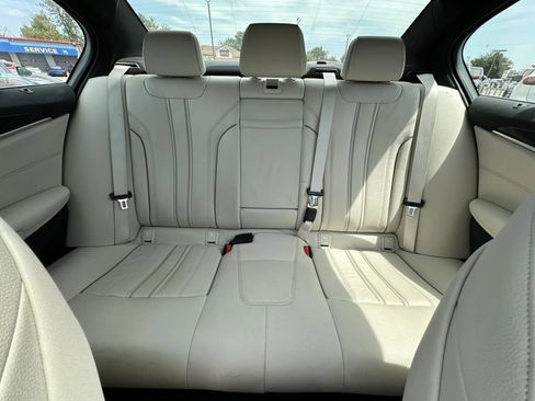 Used 2018 BMW 530e w/ Premium Package 2 RWD image 15