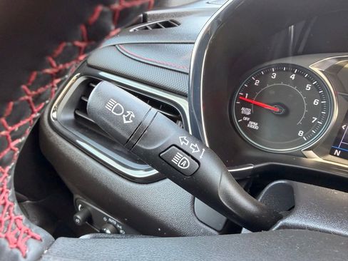 Used 2023 Chevrolet Equinox RS image 18